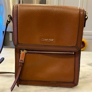 Calvin Klein crossbody purse